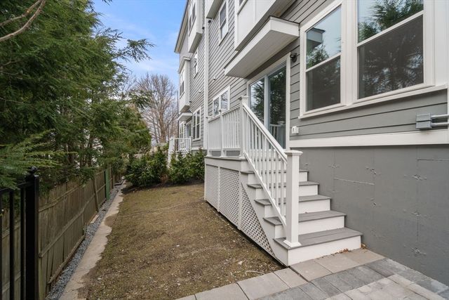 54 Indiana Terrace 54, Newton, MA 02464