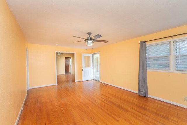 61 Bignon Street, Barnwell, SC 29812