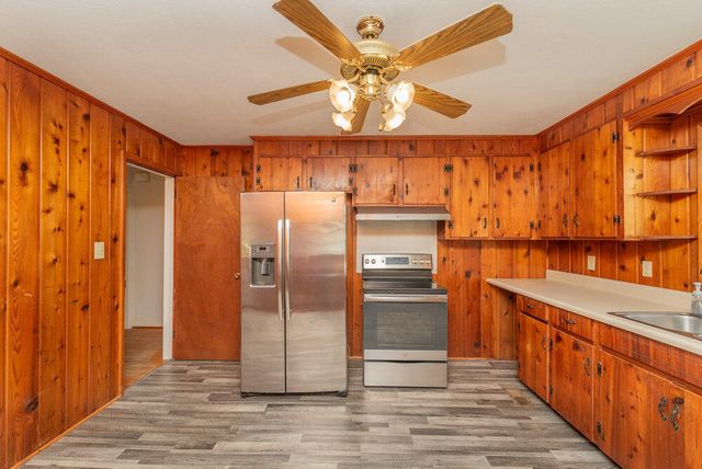 61 Bignon Street, Barnwell, SC 29812