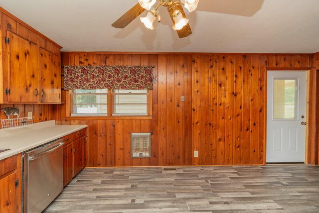 61 Bignon Street, Barnwell, SC 29812