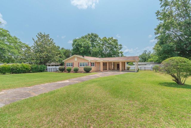 61 Bignon Street, Barnwell, SC 29812