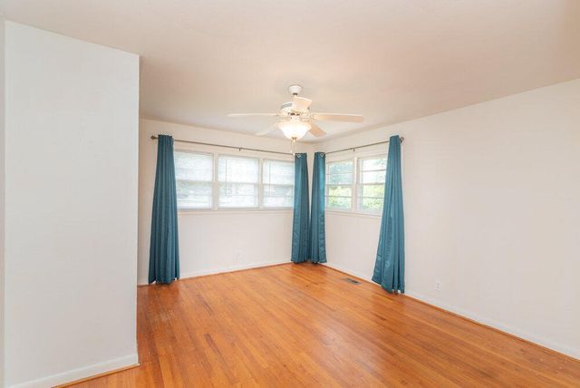 61 Bignon Street, Barnwell, SC 29812