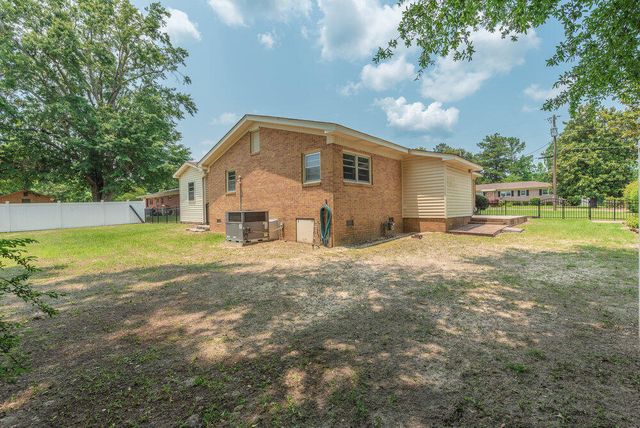 61 Bignon Street, Barnwell, SC 29812