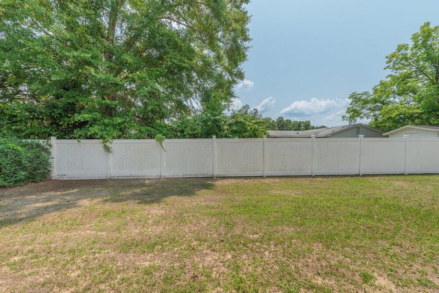 61 Bignon Street, Barnwell, SC 29812