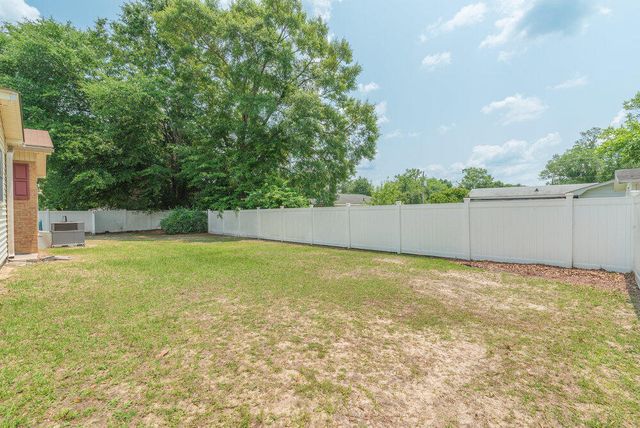 61 Bignon Street, Barnwell, SC 29812