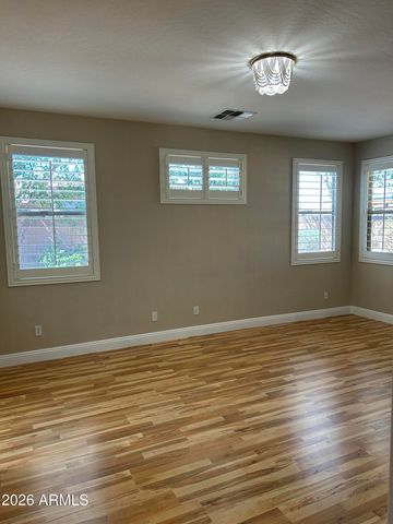 7024 S CLAIBORNE Avenue, Gilbert, AZ 85298