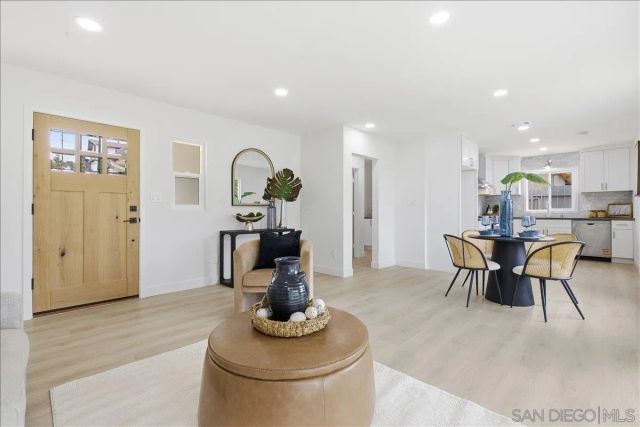 6542 Clara Lee Ave, San Diego, CA 92120