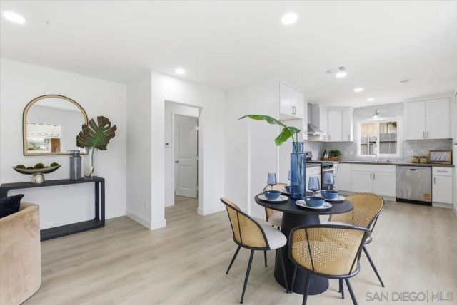 6542 Clara Lee Ave, San Diego, CA 92120