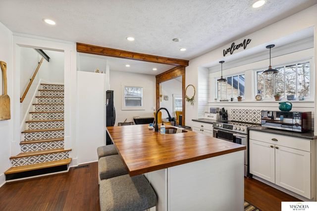 611 elmwood Avenue, Lincoln, NE 68510