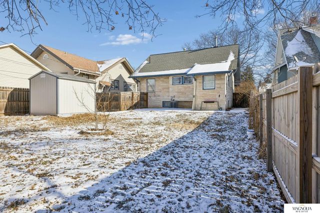 611 elmwood Avenue, Lincoln, NE 68510