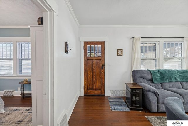 611 elmwood Avenue, Lincoln, NE 68510