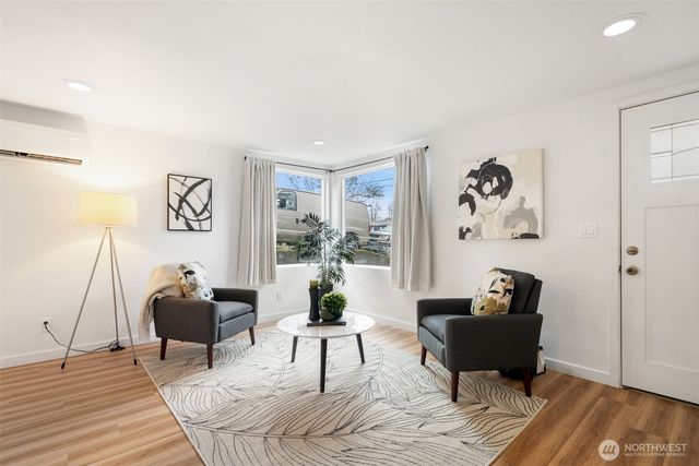 4110 W J Street, Bremerton, WA 98312