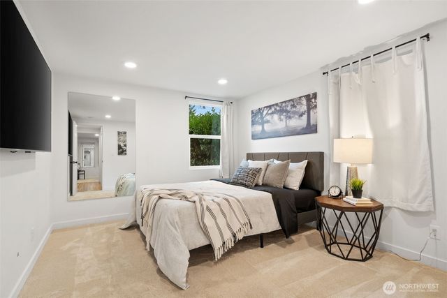 4110 W J Street, Bremerton, WA 98312