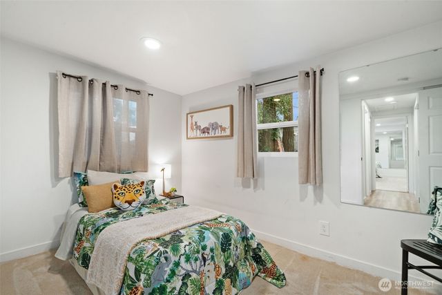 4110 W J Street, Bremerton, WA 98312