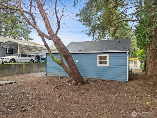 4110 W J Street, Bremerton, WA 98312