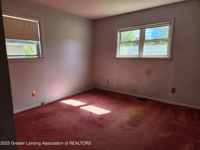 3316 W Willow Street, Lansing, MI 48917