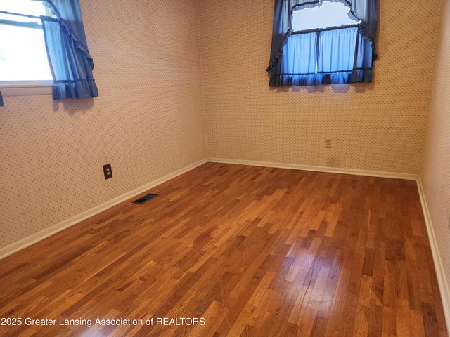 3316 W Willow Street, Lansing, MI 48917