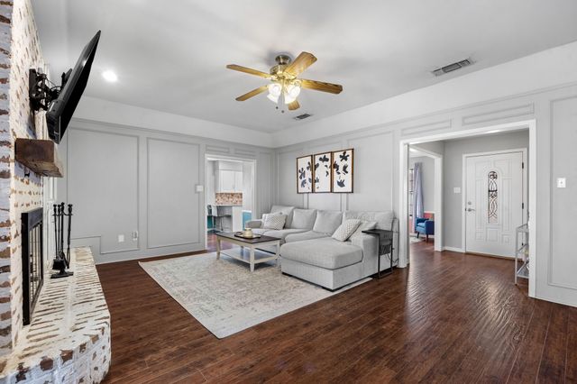 3125 Teakwood Drive, Bedford, TX 76021