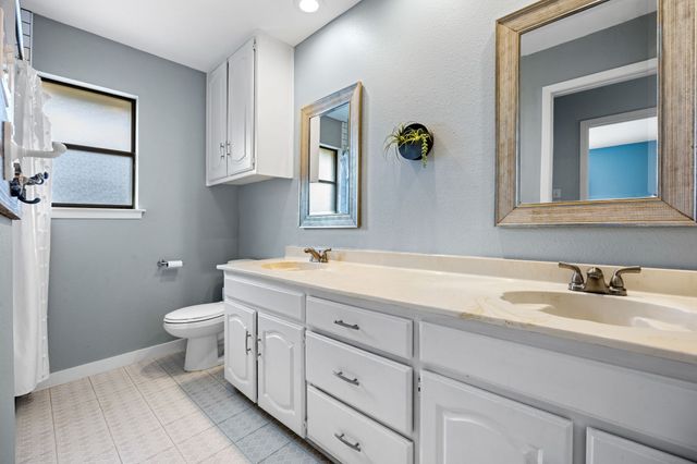 3125 Teakwood Drive, Bedford, TX 76021