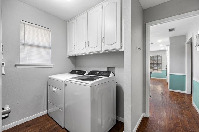 3125 Teakwood Drive, Bedford, TX 76021