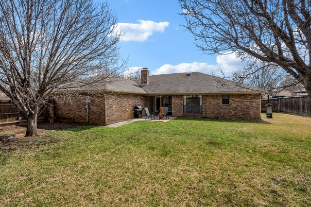 3125 Teakwood Drive, Bedford, TX 76021