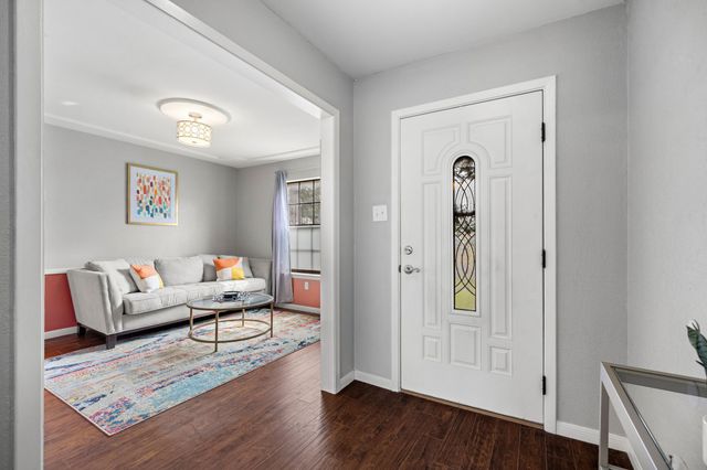 3125 Teakwood Drive, Bedford, TX 76021