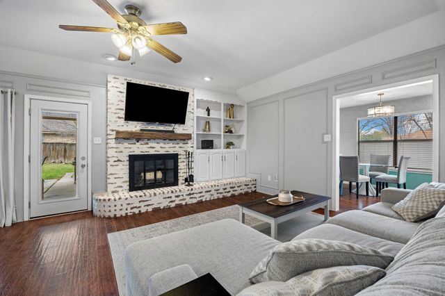 3125 Teakwood Drive, Bedford, TX 76021