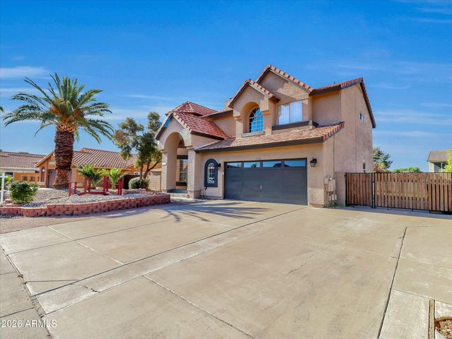 7121 W Windrose Drive, Peoria, AZ 85381