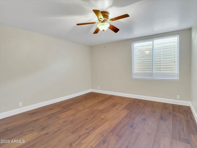 7121 W Windrose Drive, Peoria, AZ 85381