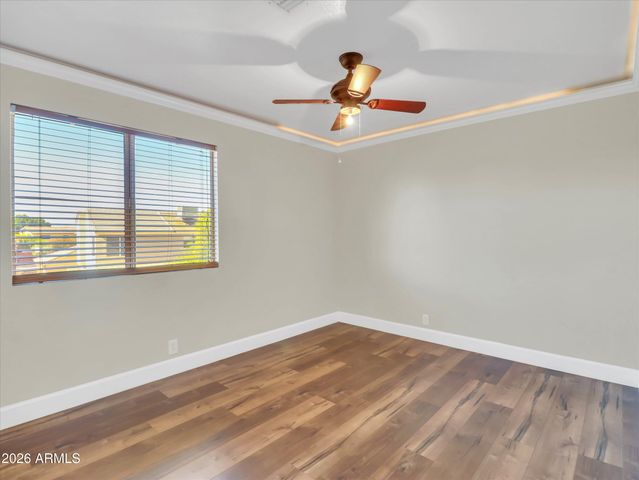 7121 W Windrose Drive, Peoria, AZ 85381