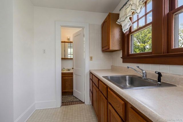 107 Western Highway, West Nyack, NY 10994