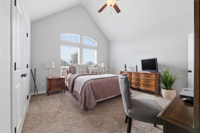 5660 Posada Drive, Fort Worth, TX 76036