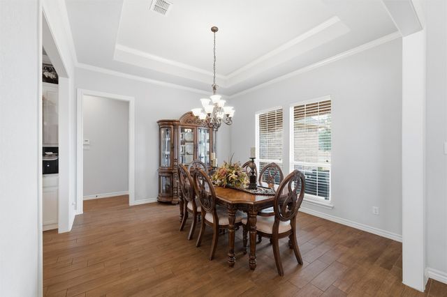 5660 Posada Drive, Fort Worth, TX 76036