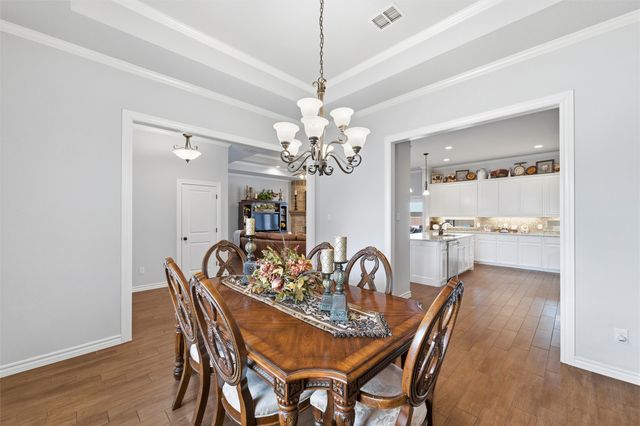 5660 Posada Drive, Fort Worth, TX 76036