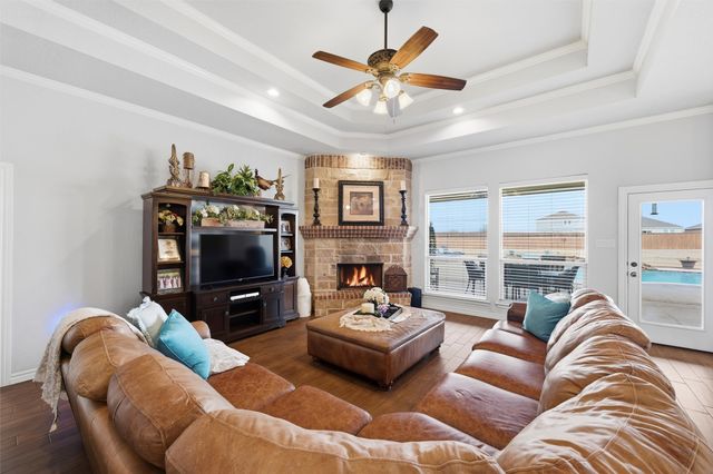 5660 Posada Drive, Fort Worth, TX 76036