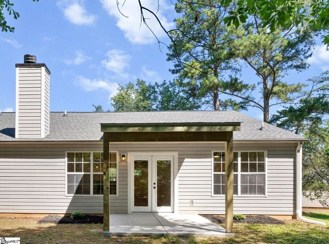 8 Kalmia Court, Greenville, SC 29605