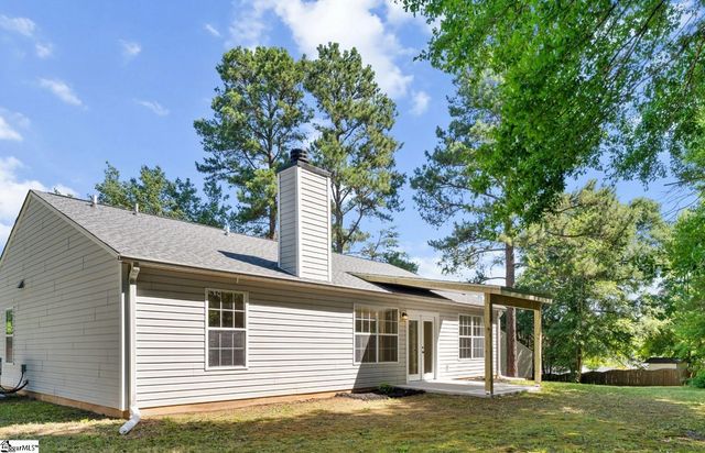 8 Kalmia Court, Greenville, SC 29605
