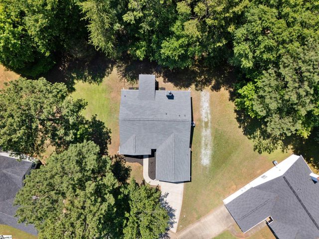 8 Kalmia Court, Greenville, SC 29605