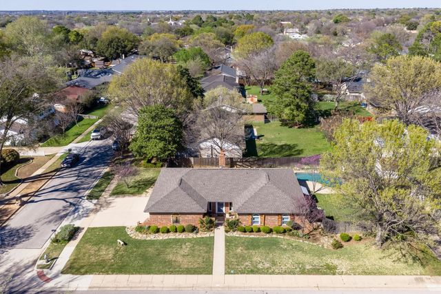 2307 Leonard Court, Arlington, TX 76015