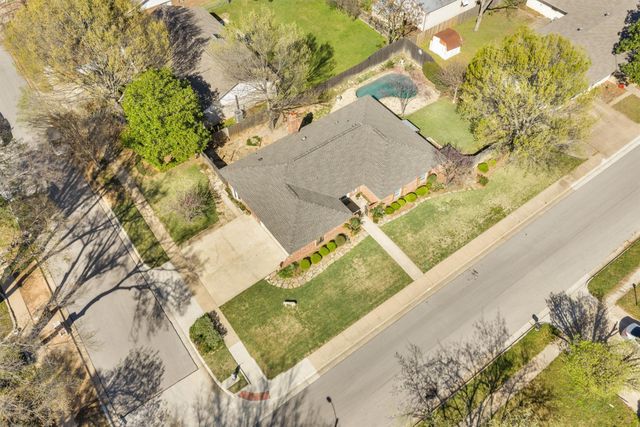 2307 Leonard Court, Arlington, TX 76015