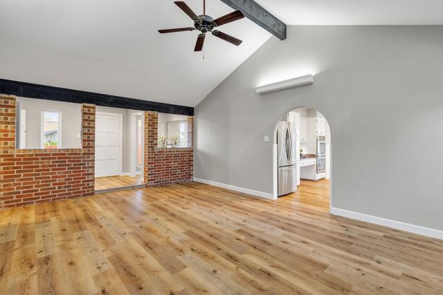 2307 Leonard Court, Arlington, TX 76015