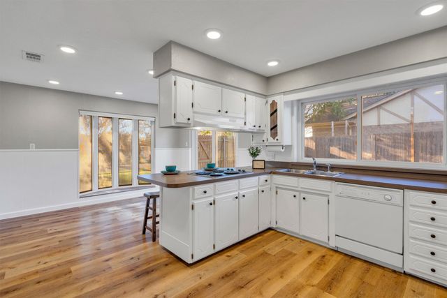 2307 Leonard Court, Arlington, TX 76015