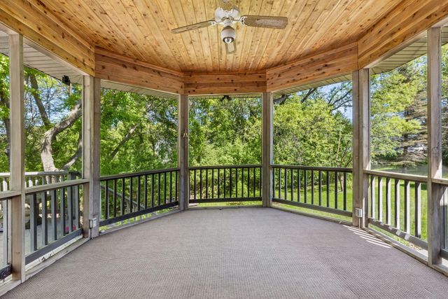 9280 53rd Street N, Lake Elmo, MN 55042