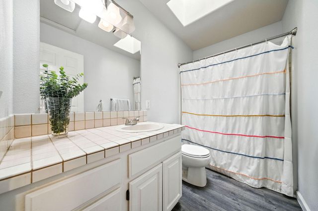 3385 Pioneer Lane, Redding, CA 96001