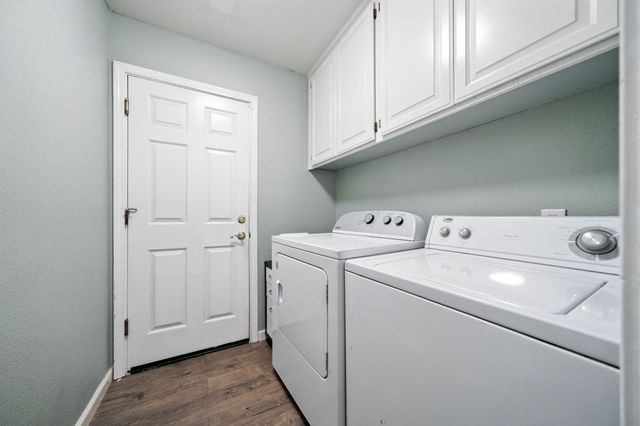 3385 Pioneer Lane, Redding, CA 96001