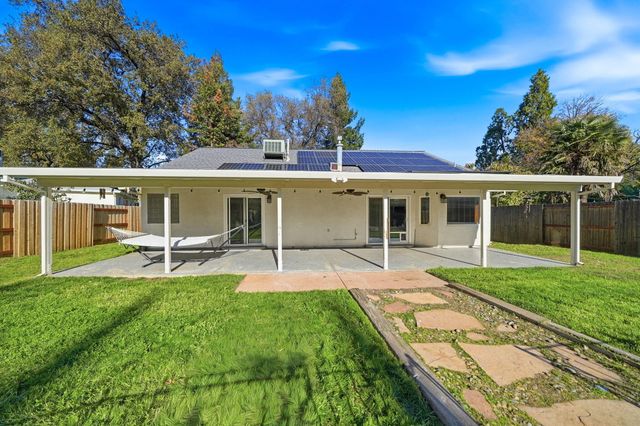 3385 Pioneer Lane, Redding, CA 96001