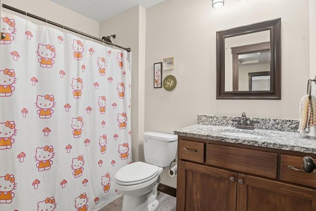 9112 Hamlet Avenue S, Cottage Grove, MN 55016