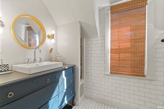 1111 Cherry Street, Huntington, IN 46750