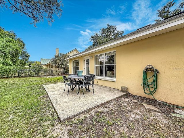 5945 WHITE TAIL LOOP, Lakeland, FL 33811