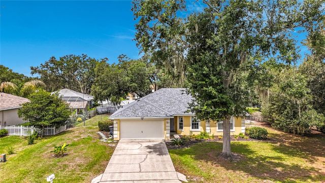 5945 WHITE TAIL LOOP, Lakeland, FL 33811